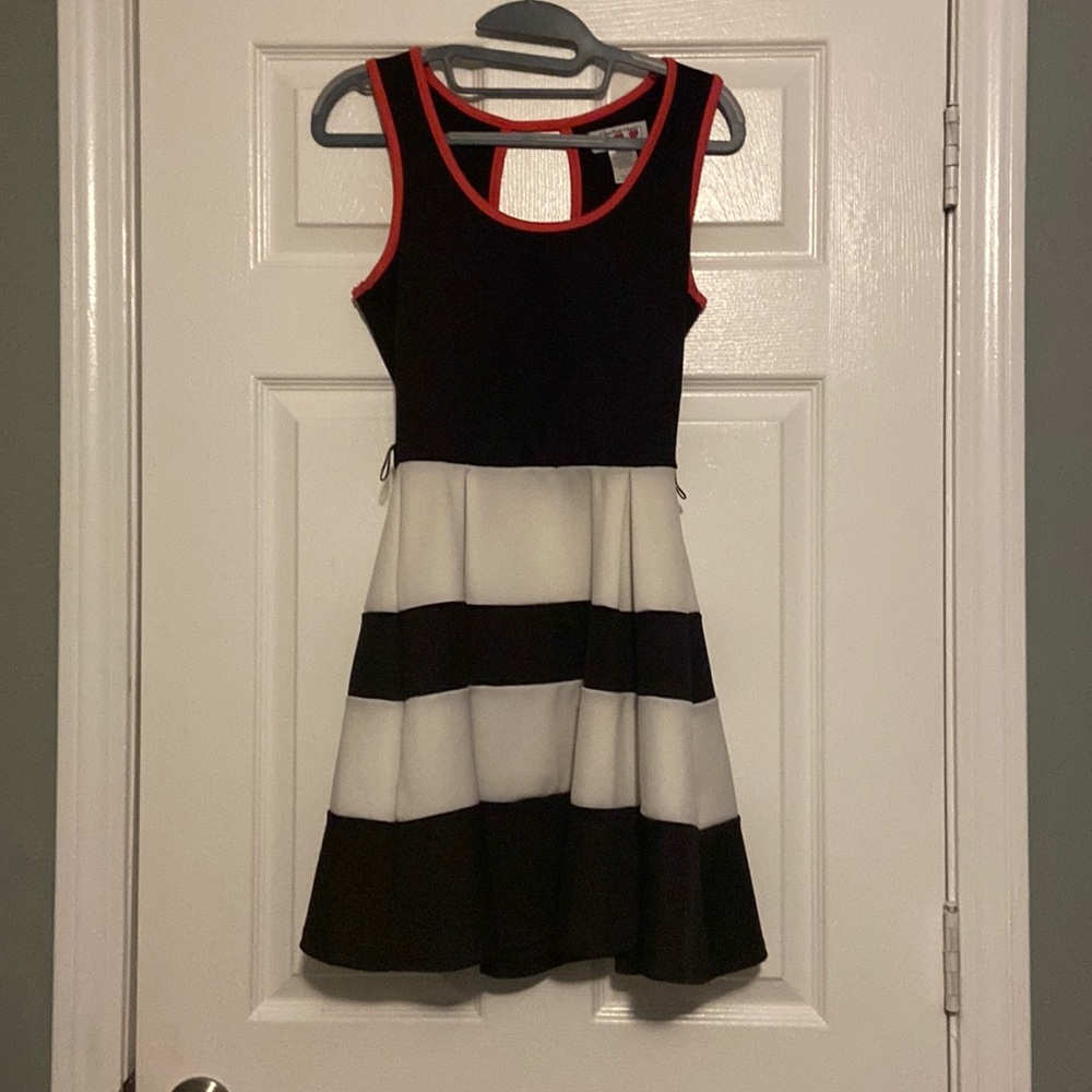 Black and white dress